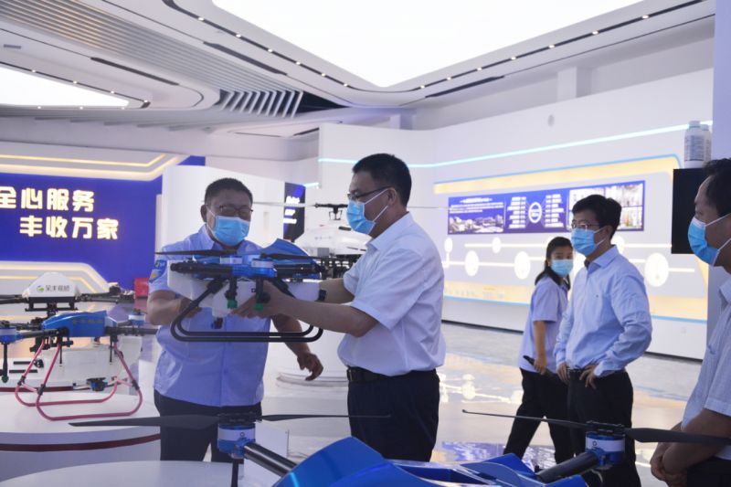 【beat365科技】河南省委常委、统 战部部长王东伟一行莅临安阳beat365调研指导